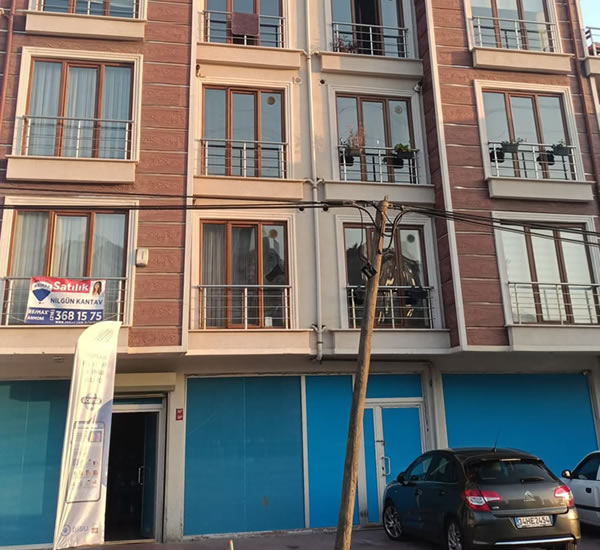 Пендик Курткёй-улица средней школы (Pendik Kurtköy-Lise Caddesi )